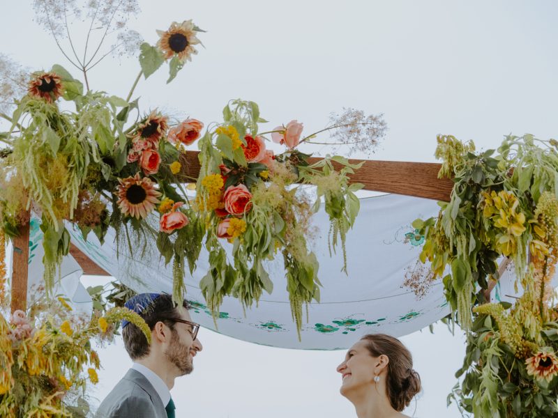 Beautiful Jewish and Interfaith Weddings by Rabbi & Cantor Jill Hausman